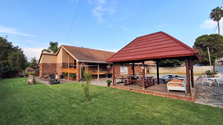 3 Bedroom Property for Sale in Brits North West